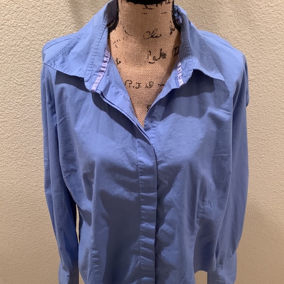 Women’s Moda International Long Sleeve Button Down Top - Picture 3 of 13